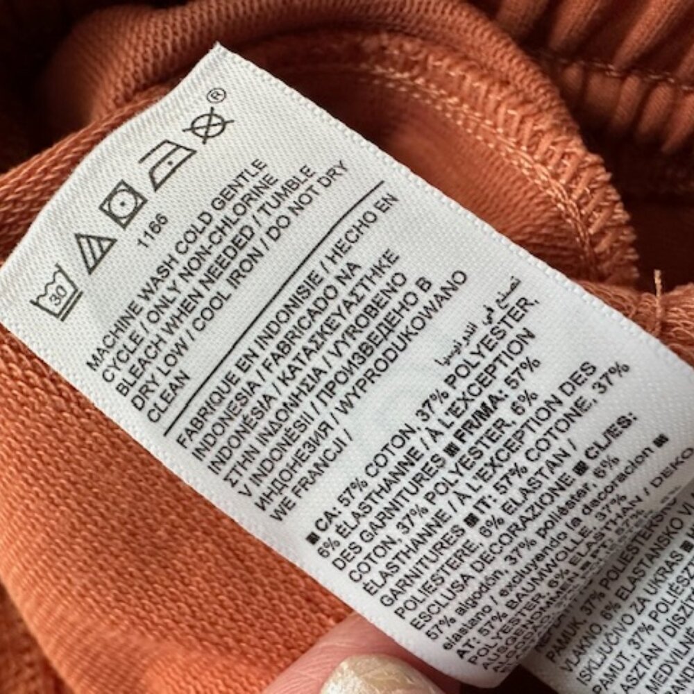 Athleta Drawstring Knit Shorts with Front Pockets - Picture 14 of 15